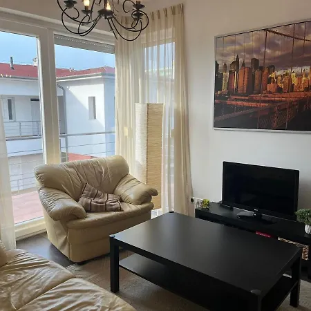 Golden Shore Retreat Apartament